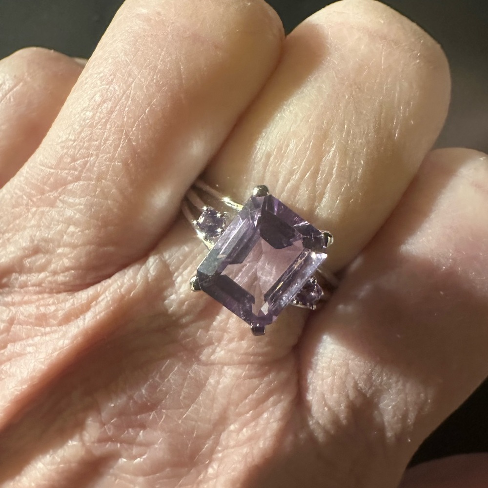 Size 8 NWOT‎ Amethyst Gemstone Sterling Silver Ring